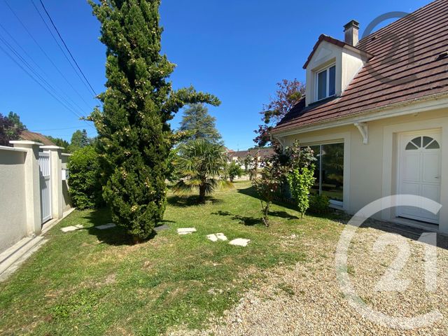 Maison &agrave; louer - 4 pi&egrave;ces - 106,62 m2 - Chatenay Sur Seine - 77 - ILE-DE-FRANCE
