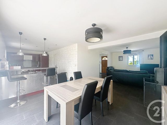 Maison à vendre - 6 pièces - 119 m2 - Varennes Sur Seine - 77 - ILE-DE-FRANCE