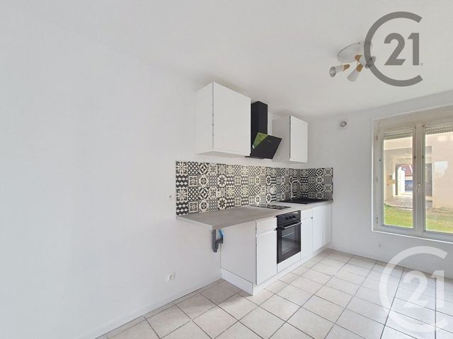Appartement Studio &agrave; louer - 1 pi&egrave;ce - 24 m2 - Cannes Ecluse - 77 - ILE-DE-FRANCE