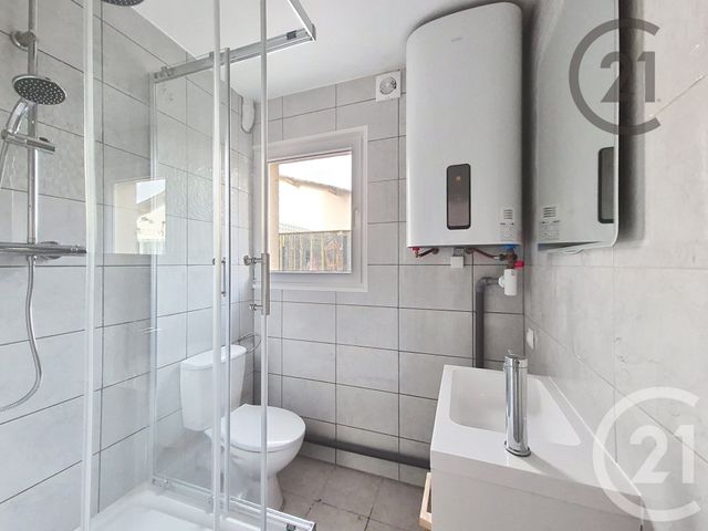 Appartement Studio &agrave; louer - 1 pi&egrave;ce - 24 m2 - Cannes Ecluse - 77 - ILE-DE-FRANCE