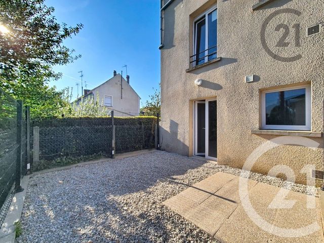 Appartement Studio &agrave; louer - 1 pi&egrave;ce - 24 m2 - Cannes Ecluse - 77 - ILE-DE-FRANCE