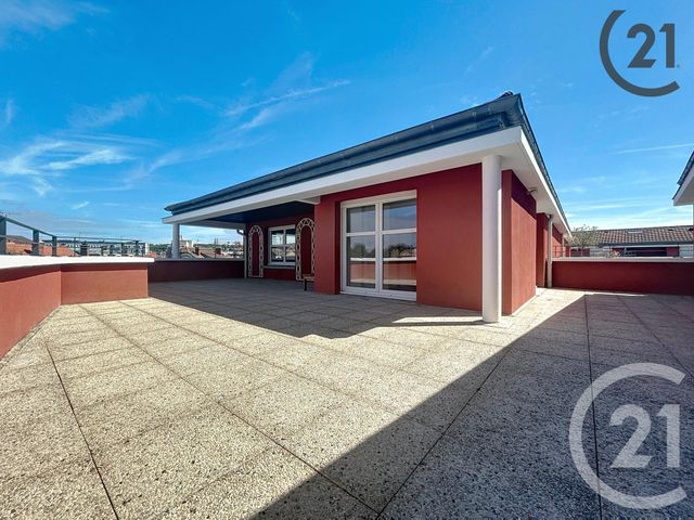 Appartement F3 à vendre - 3 pièces - 58,62 m2 - Montereau Fault Yonne - 77 - ILE-DE-FRANCE