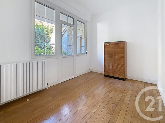 Maison &agrave; vendre - 7 pi&egrave;ces - 209,45 m2 - Montereau Fault Yonne - 77 - ILE-DE-FRANCE