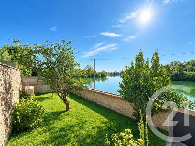 Maison &agrave; vendre - 7 pi&egrave;ces - 209,45 m2 - Montereau Fault Yonne - 77 - ILE-DE-FRANCE
