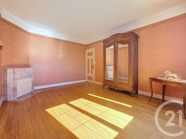 Maison &agrave; vendre - 7 pi&egrave;ces - 209,45 m2 - Montereau Fault Yonne - 77 - ILE-DE-FRANCE