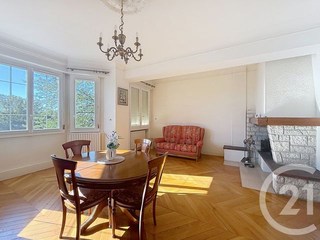 Maison &agrave; vendre - 7 pi&egrave;ces - 209,45 m2 - Montereau Fault Yonne - 77 - ILE-DE-FRANCE