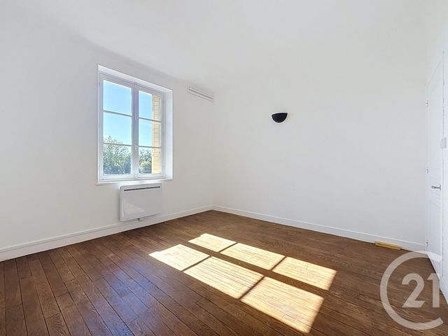 Maison &agrave; vendre - 7 pi&egrave;ces - 209,45 m2 - Montereau Fault Yonne - 77 - ILE-DE-FRANCE
