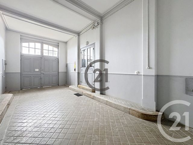 Appartement F3 &agrave; vendre - 3 pi&egrave;ces - 70,21 m2 - Montereau Fault Yonne - 77 - ILE-DE-FRANCE