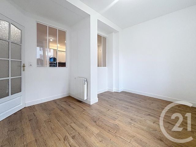 Appartement F3 &agrave; vendre - 3 pi&egrave;ces - 75,57 m2 - Montereau Fault Yonne - 77 - ILE-DE-FRANCE