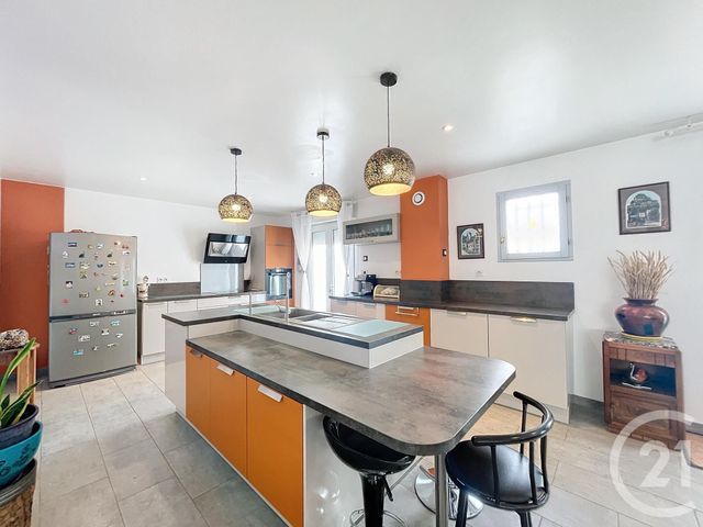 Maison à vendre - 5 pièces - 148,11 m2 - La Grande Paroisse - 77 - ILE-DE-FRANCE