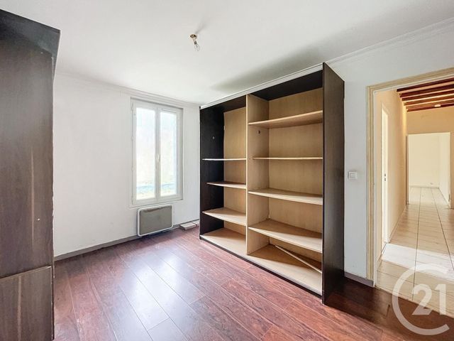 Appartement F3 à vendre - 3 pièces - 60,11 m2 - Montereau Fault Yonne - 77 - ILE-DE-FRANCE