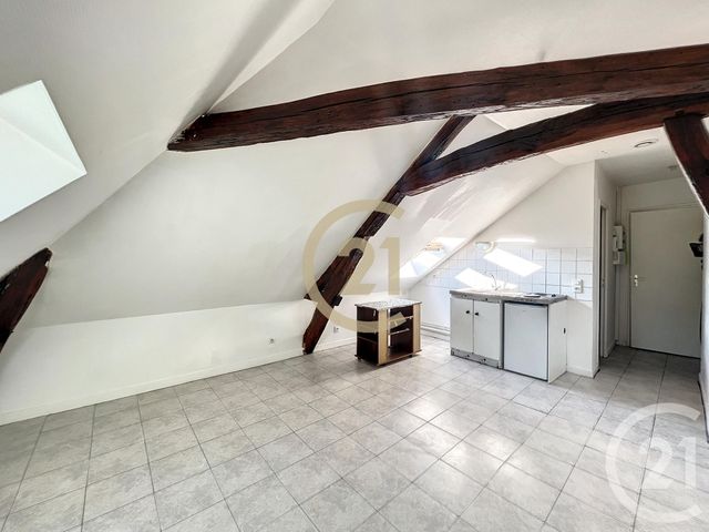 Appartement F1 à vendre - 1 pièce - 15,60 m2 - Montereau Fault Yonne - 77 - ILE-DE-FRANCE