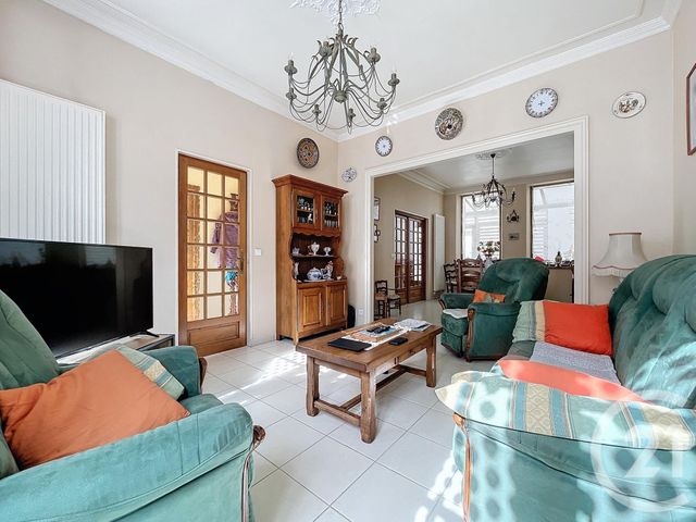 Maison à vendre - 7 pièces - 177,21 m2 - Villeneuve La Guyard - 89 - BOURGOGNE