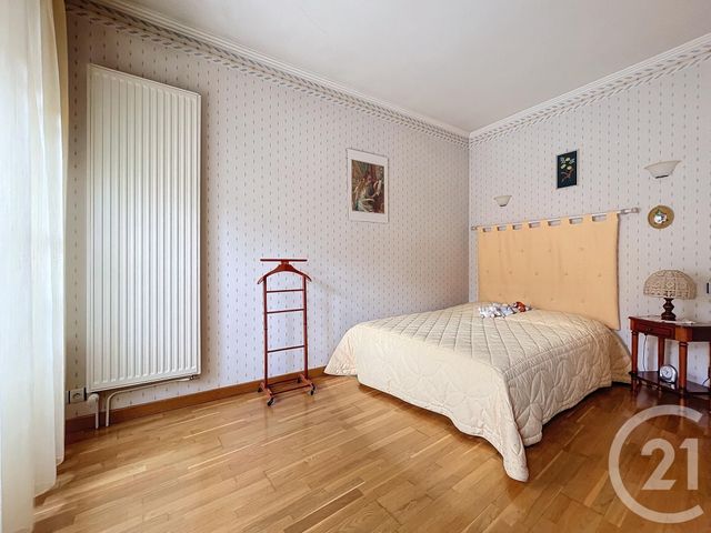 Maison à vendre - 7 pièces - 177,21 m2 - Villeneuve La Guyard - 89 - BOURGOGNE