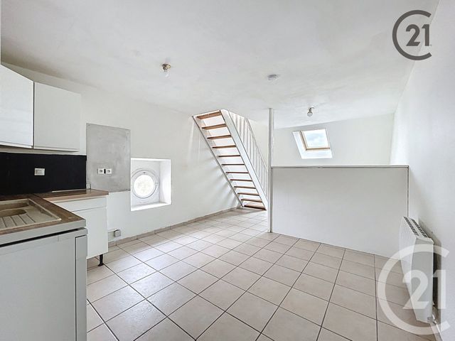 Appartement F2 &agrave; vendre - 2 pi&egrave;ces - 35 m2 - Montereau Fault Yonne - 77 - ILE-DE-FRANCE