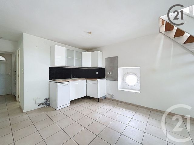 Appartement F2 &agrave; vendre - 2 pi&egrave;ces - 35 m2 - Montereau Fault Yonne - 77 - ILE-DE-FRANCE