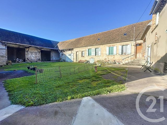 Maison à vendre - 6 pièces - 530 m2 - Vinneuf - 89 - BOURGOGNE