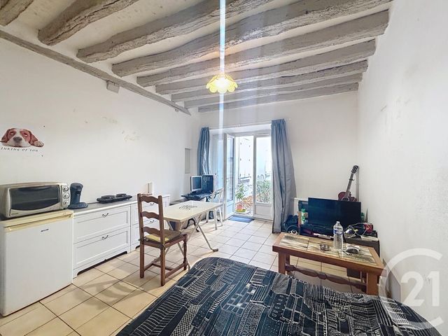 Appartement F1 à vendre - 1 pièce - 25,04 m2 - Montereau Fault Yonne - 77 - ILE-DE-FRANCE