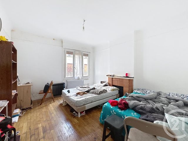 Appartement F1 à vendre - 1 pièce - 35 m2 - Montereau Fault Yonne - 77 - ILE-DE-FRANCE
