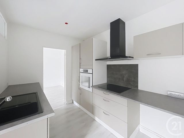 Appartement F2 à vendre - 2 pièces - 32,77 m2 - Montereau Fault Yonne - 77 - ILE-DE-FRANCE