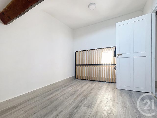 Appartement F1 &agrave; vendre - 1 pi&egrave;ce - 19 m2 - Montereau Fault Yonne - 77 - ILE-DE-FRANCE