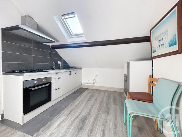 Appartement F1 à vendre - 1 pièce - 19 m2 - Montereau Fault Yonne - 77 - ILE-DE-FRANCE