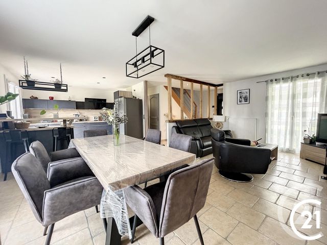Maison à vendre - 6 pièces - 131,98 m2 - Marolles Sur Seine - 77 - ILE-DE-FRANCE
