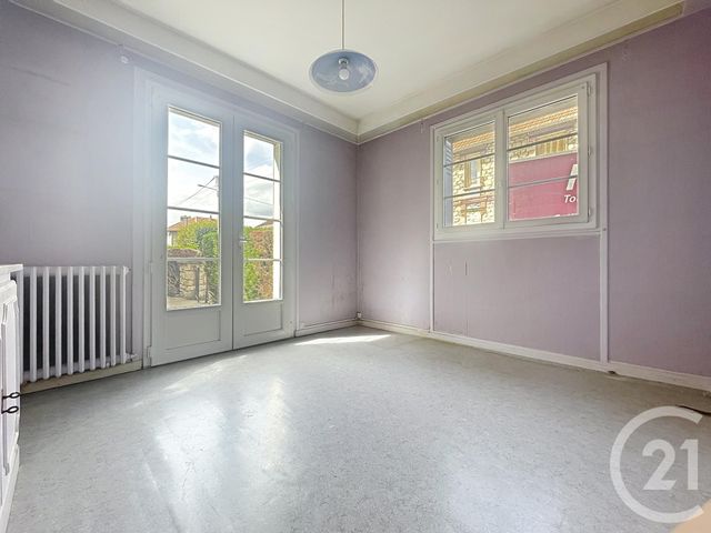 Appartement F3 &agrave; vendre - 3 pi&egrave;ces - 65,18 m2 - Montereau Fault Yonne - 77 - ILE-DE-FRANCE