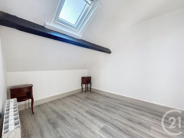 Immeuble à vendre - 69 m2 - Montereau Fault Yonne - 77 - ILE-DE-FRANCE