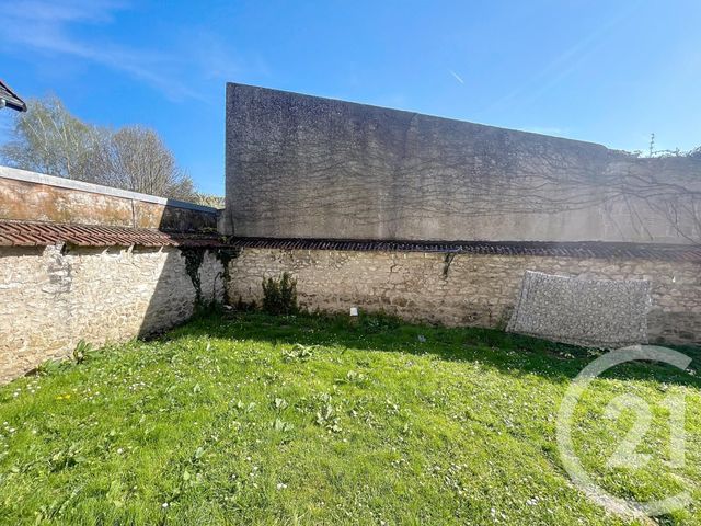 Immeuble à vendre - 69 m2 - Montereau Fault Yonne - 77 - ILE-DE-FRANCE