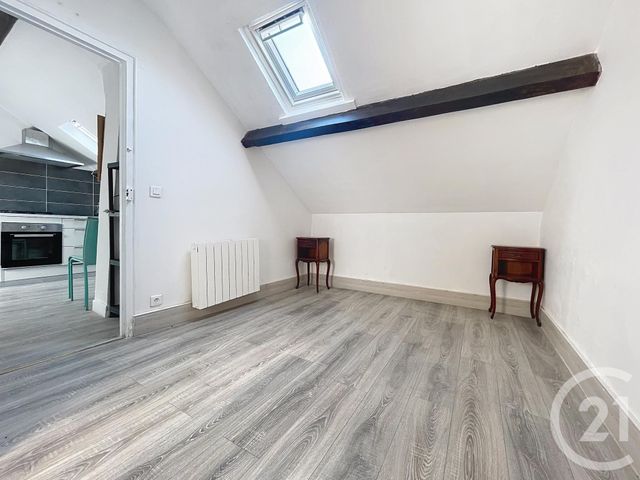 Immeuble à vendre - 69 m2 - Montereau Fault Yonne - 77 - ILE-DE-FRANCE