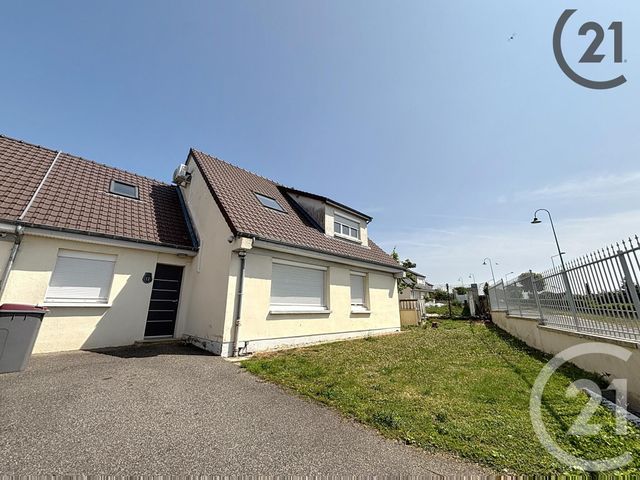 Maison à louer - 7 pièces - 124 m2 - St Germain Laval - 77 - ILE-DE-FRANCE