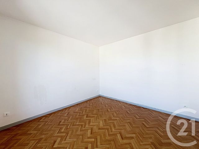 Appartement F2 à vendre - 2 pièces - 36,30 m2 - Montereau Fault Yonne - 77 - ILE-DE-FRANCE