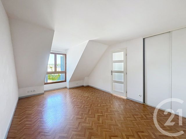Appartement F2 à vendre MONTEREAU FAULT YONNE