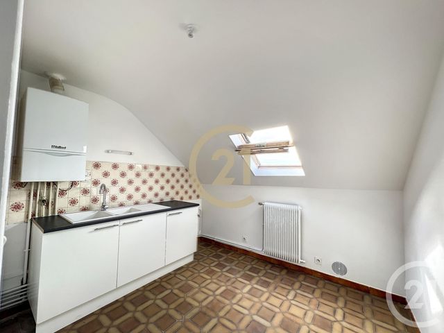 Appartement F2 &agrave; louer - 2 pi&egrave;ces - 39,94 m2 - Montereau Fault Yonne - 77 - ILE-DE-FRANCE