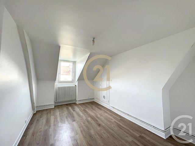 Appartement F2 &agrave; louer - 2 pi&egrave;ces - 39,94 m2 - Montereau Fault Yonne - 77 - ILE-DE-FRANCE