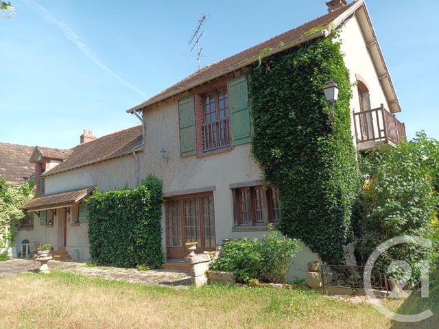 Maison à vendre - 7 pièces - 225 m2 - Varennes Sur Seine - 77 - ILE-DE-FRANCE