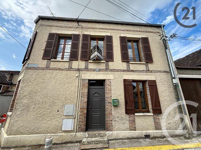 Maison à louer - 4 pièces - 92 m2 - Pont Sur Yonne - 89 - BOURGOGNE