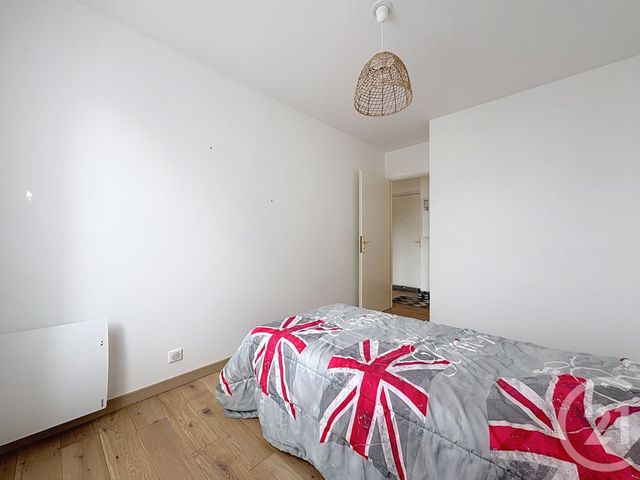 Afficher la photo en grand Appartement F3 à vendre - 3 pièces - 60,74 m2 - Montereau Fault Yonne - 77 - ILE-DE-FRANCE