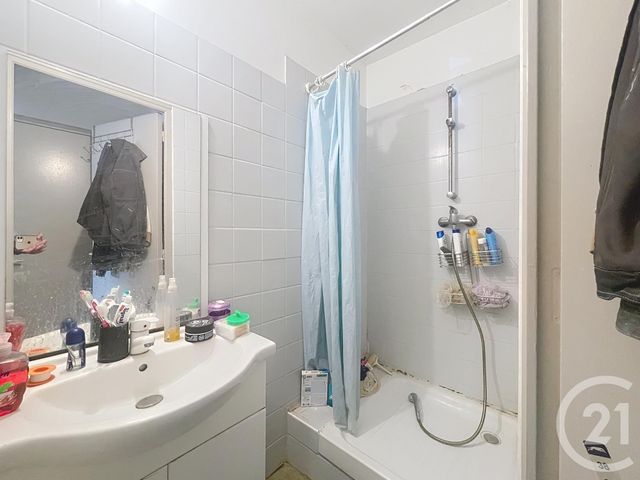 Immeuble à vendre - 78,94 m2 - Montereau Fault Yonne - 77 - ILE-DE-FRANCE