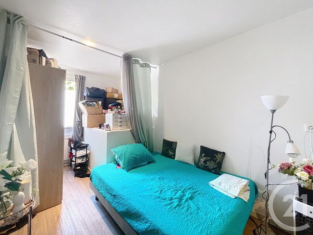 Immeuble à vendre - 78,94 m2 - Montereau Fault Yonne - 77 - ILE-DE-FRANCE