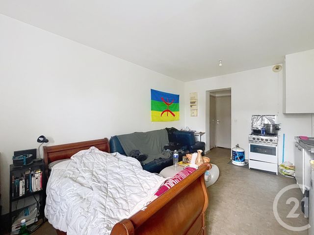 Immeuble à vendre - 78,94 m2 - Montereau Fault Yonne - 77 - ILE-DE-FRANCE