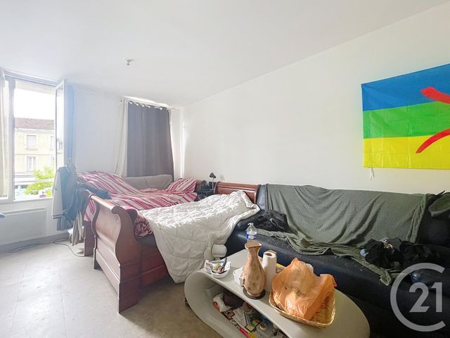 Immeuble à vendre - 78,94 m2 - Montereau Fault Yonne - 77 - ILE-DE-FRANCE