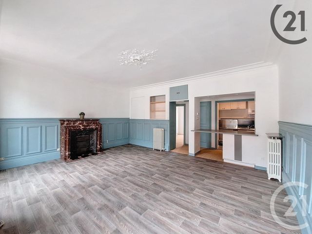 Afficher la photo en grand Appartement F2 à vendre - 2 pièces - 50,70 m2 - Montereau Fault Yonne - 77 - ILE-DE-FRANCE