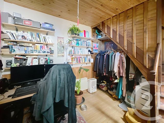 Afficher la photo en grand Maison à vendre - 2 pièces - 63 m2 - Montereau Fault Yonne - 77 - ILE-DE-FRANCE