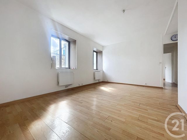 Appartement F2 bis à vendre - 3 pièces - 54,27 m2 - Montereau Fault Yonne - 77 - ILE-DE-FRANCE