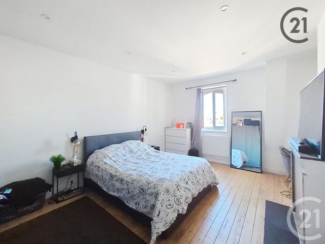 Appartement F3 à louer - 3 pièces - 56,60 m2 - Montereau Fault Yonne - 77 - ILE-DE-FRANCE