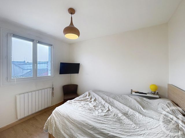 Appartement F2 à vendre - 2 pièces - 34,84 m2 - Montereau Fault Yonne - 77 - ILE-DE-FRANCE