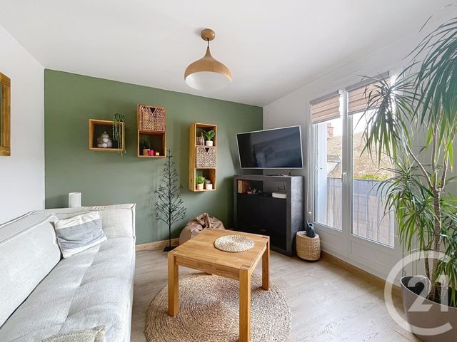 Appartement F2 à vendre - 2 pièces - 34,84 m2 - Montereau Fault Yonne - 77 - ILE-DE-FRANCE