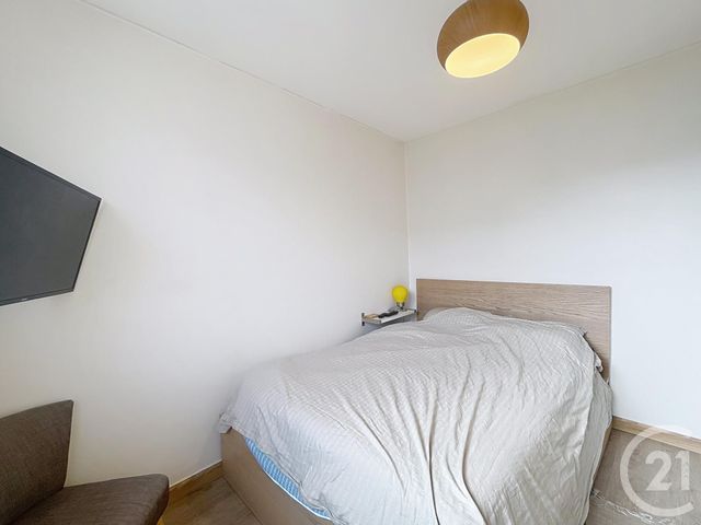 Appartement F2 à vendre - 2 pièces - 34,84 m2 - Montereau Fault Yonne - 77 - ILE-DE-FRANCE